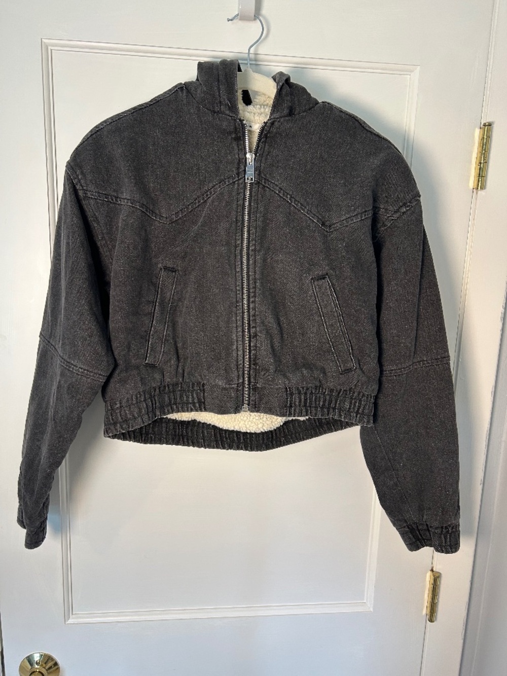 Pacsun hooded sherpa lined jean jacket | black | small